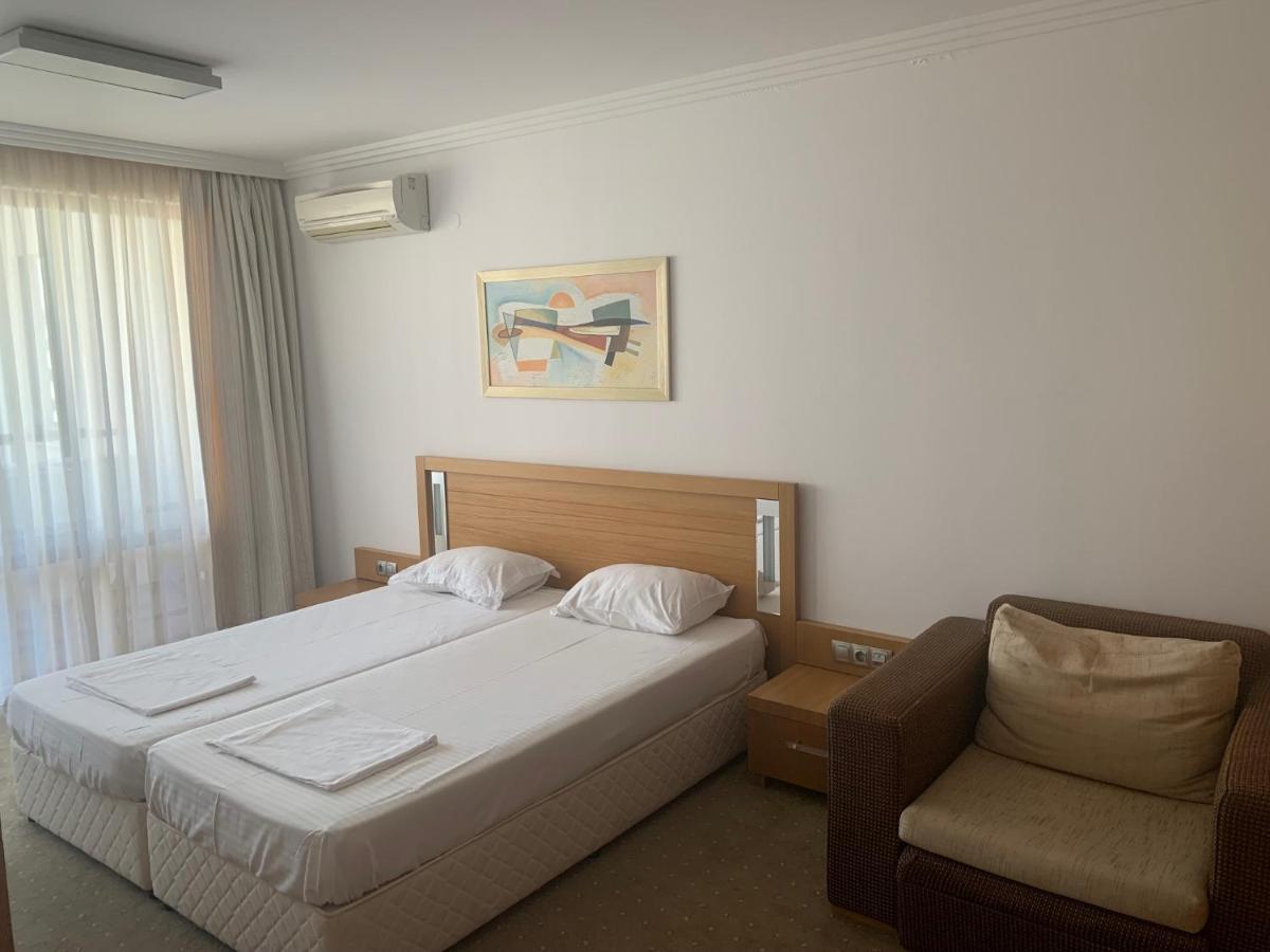 Kalina Private Apartments In Emerald Resort, Ravda Exterior photo